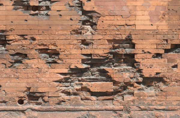 Damaged Brick Repair in Lancaster